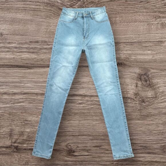 Generic Brand High Rise Blue Skinny Jeans with Tapered Leg - Picture 1 of 5